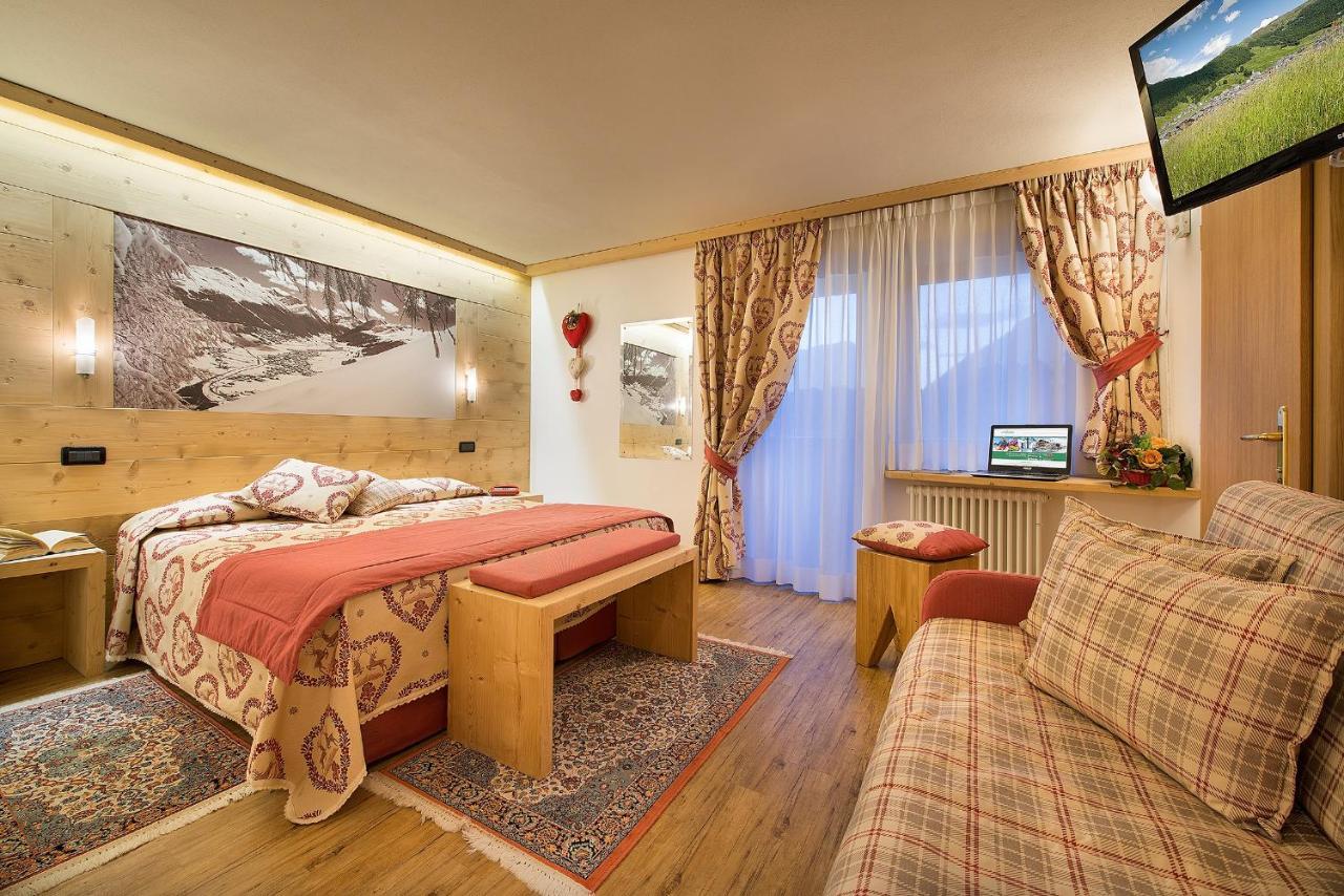 Hotel Bucaneve Livigno Exterior foto