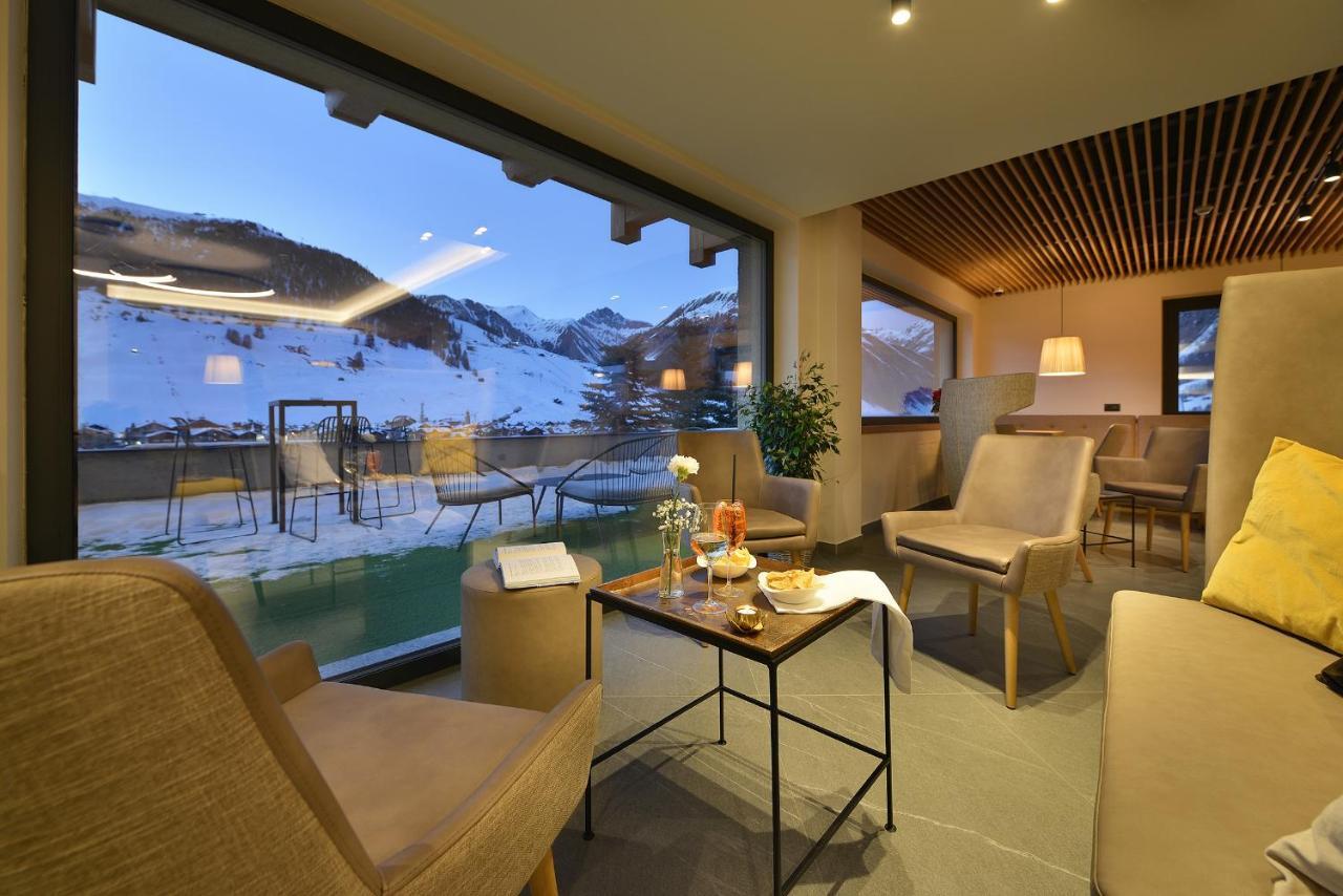 Hotel Bucaneve Livigno Exterior foto